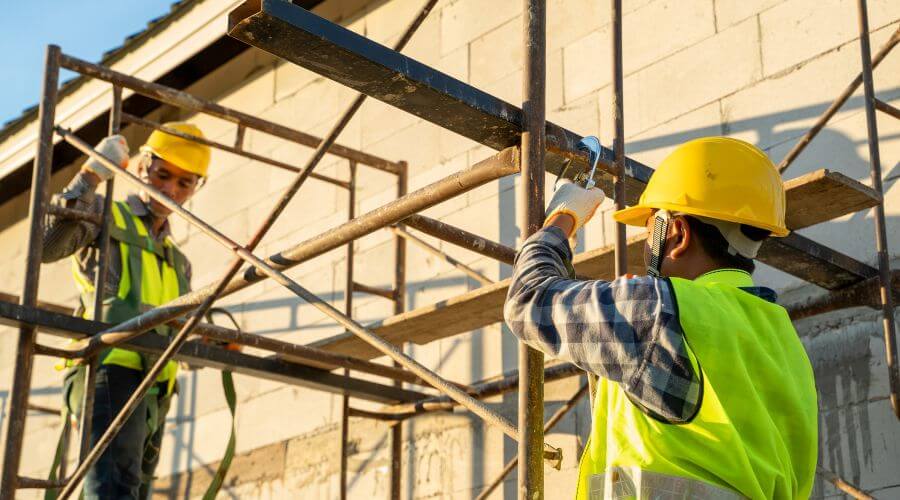Professional residential roofers in Pleasant Hill, OH